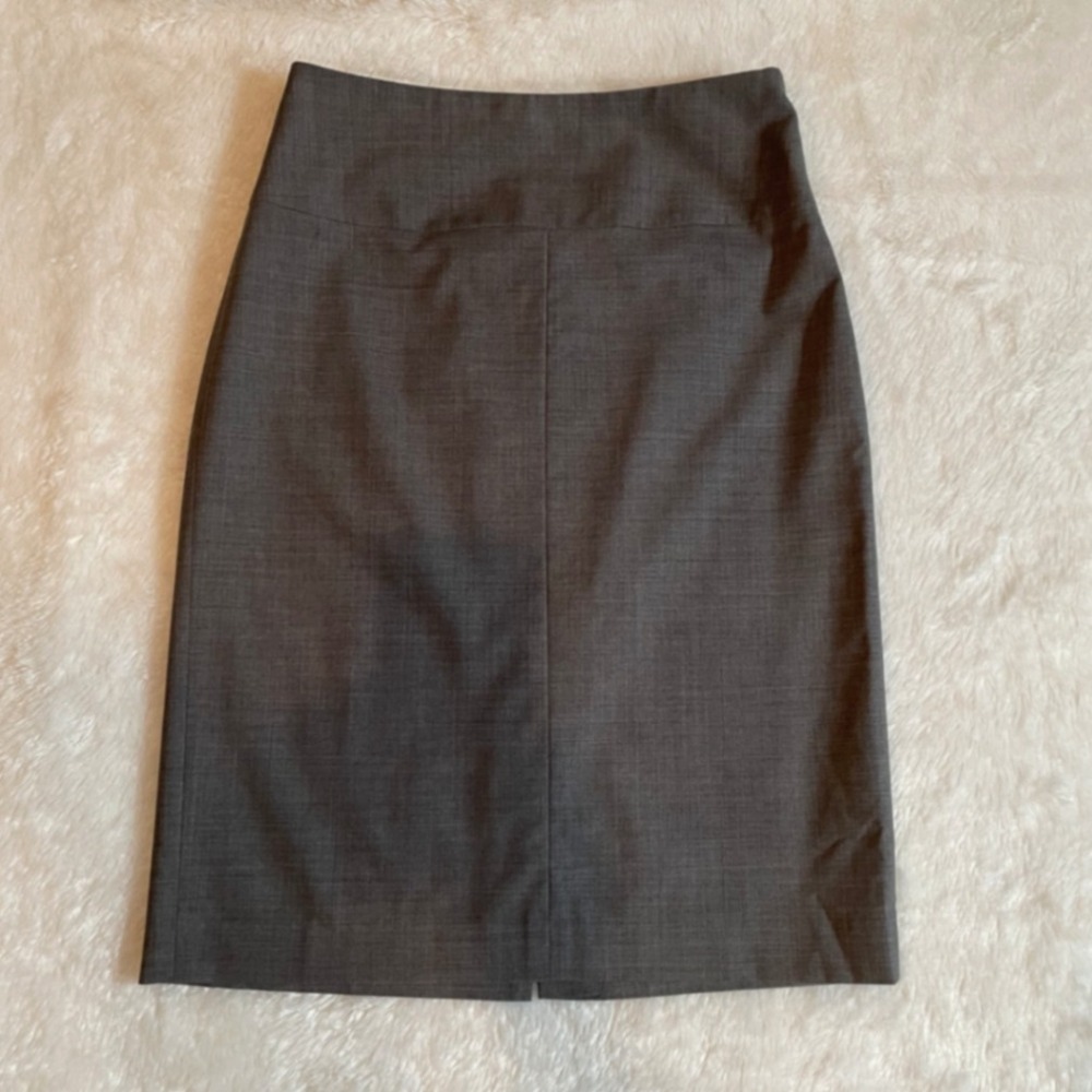 Banana Republic Light Grey Italian Virgin Wool Stretch Pencil Skirt Size 8 Tall